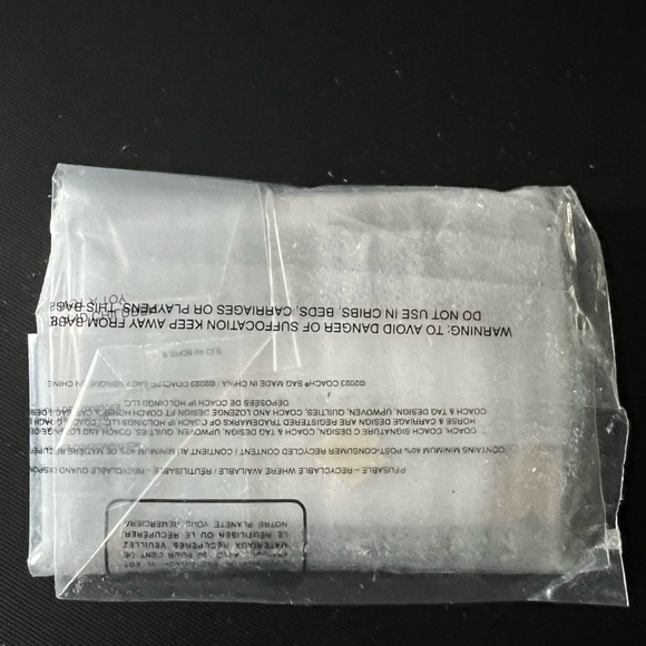 Coach Mini Skinny Id Case In Signature Canvas With Heart Print new with tags - Picture 8 of 8